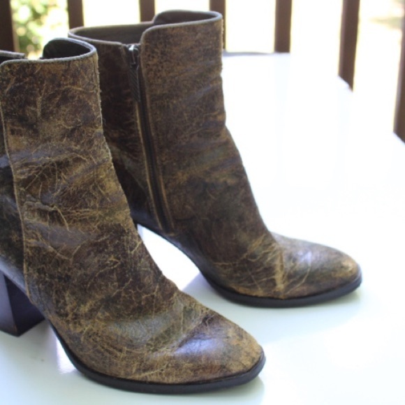 Donald J. Pliner boots - Picture 14 of 14